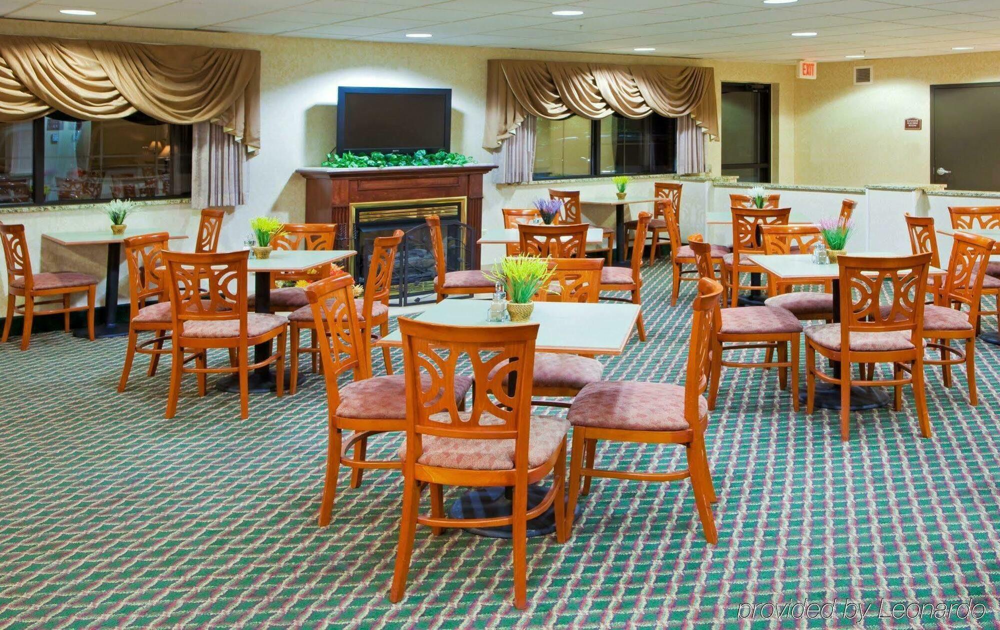 Holiday Inn Express I-95 Capitol Beltway - Largo By Ihg Екстериор снимка