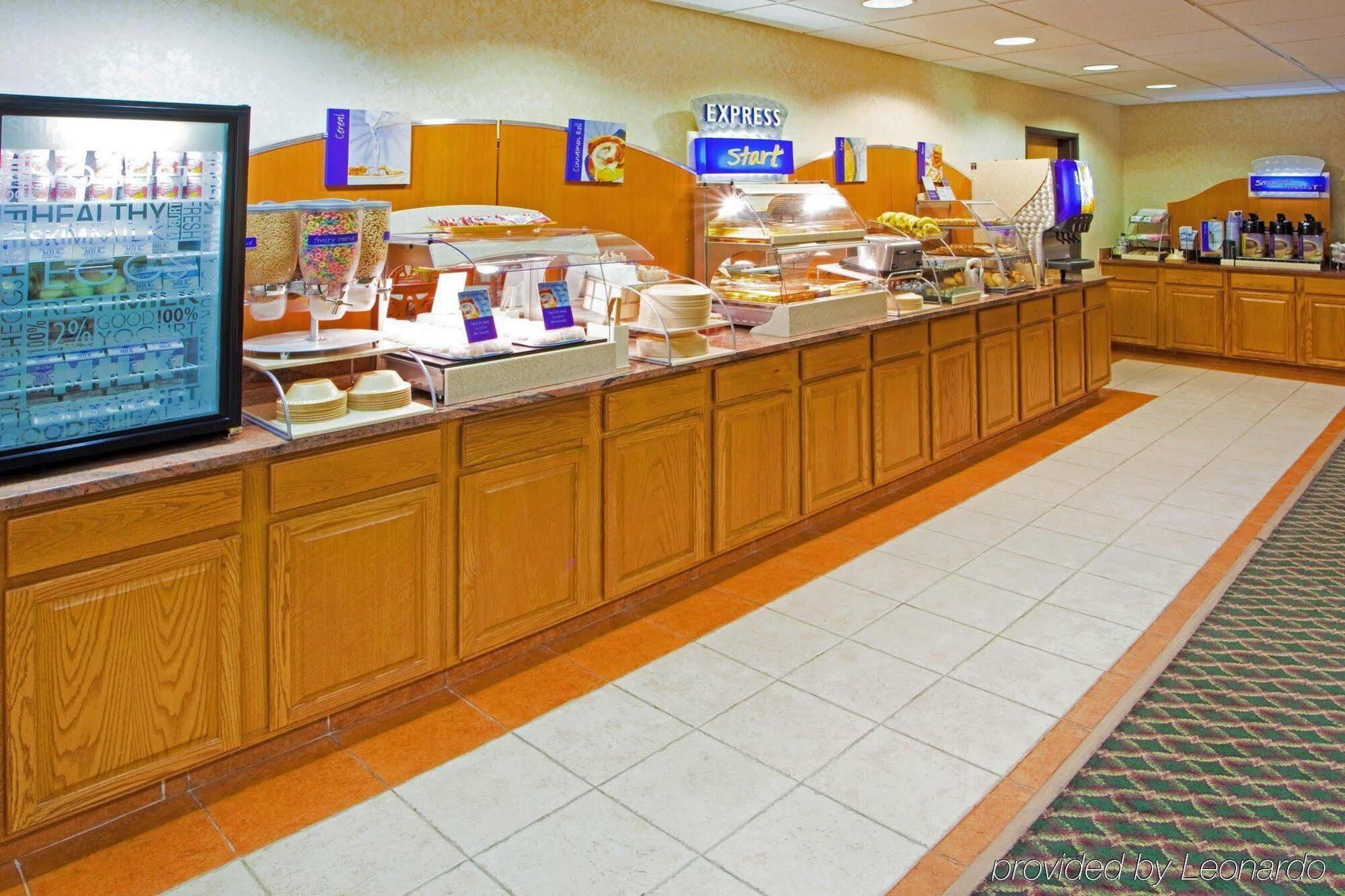 Holiday Inn Express I-95 Capitol Beltway - Largo By Ihg Екстериор снимка